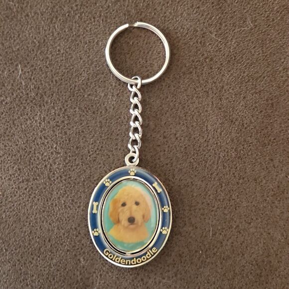 5/$15 Goldendoodle key chain new without tag - Picture 1 of 4